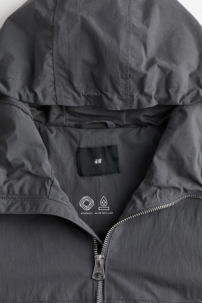 Water-repellent Windbreaker