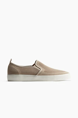 Slip-On Mesh Shoes