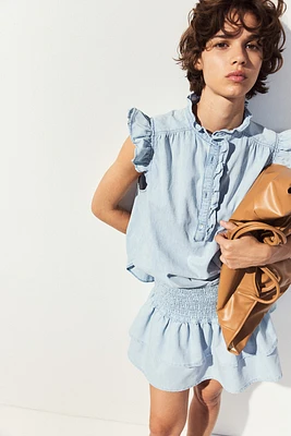 Flutter-sleeved Denim Blouse