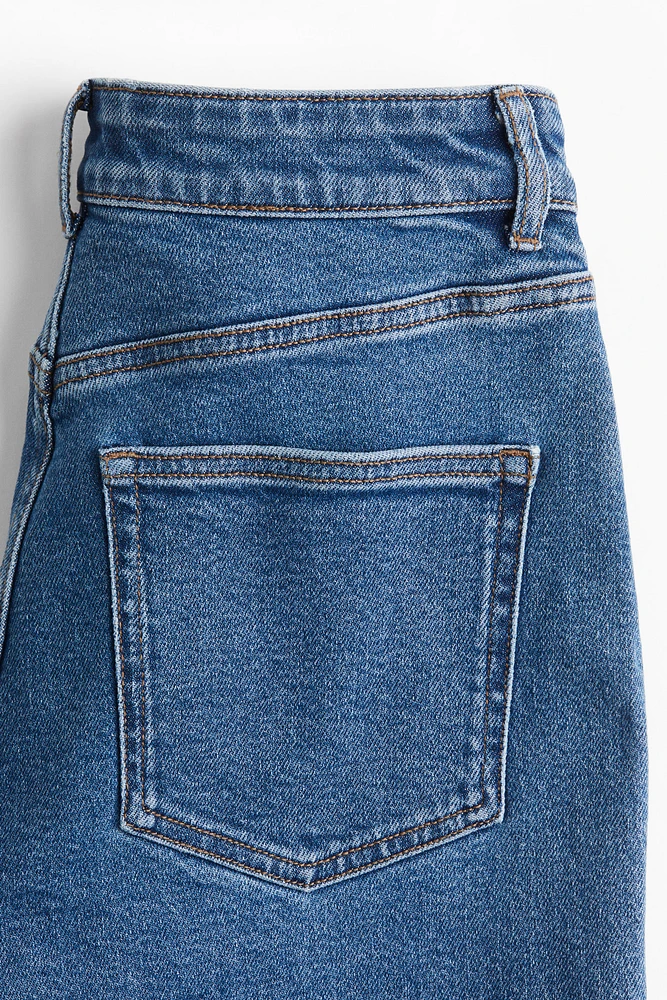 Tapered Jeans
