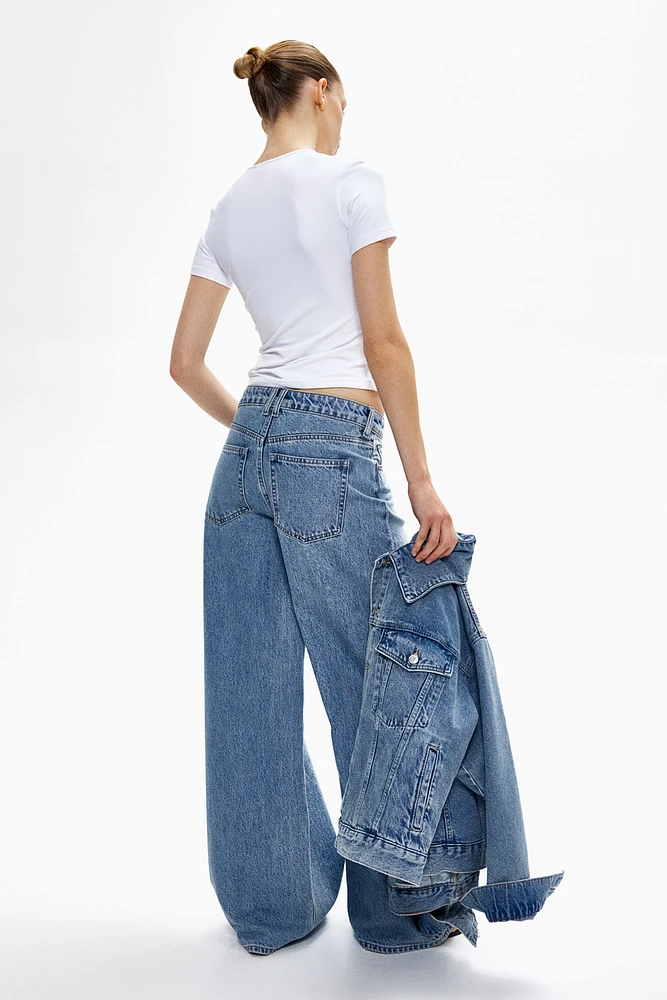 Wide-Cut Jeans