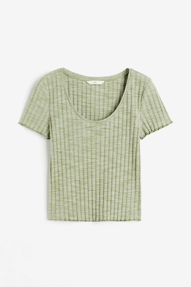 Ribbed Scoop-neck T-shirt