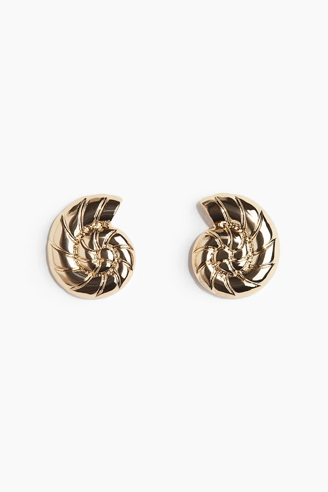 Shell-shaped Earrings