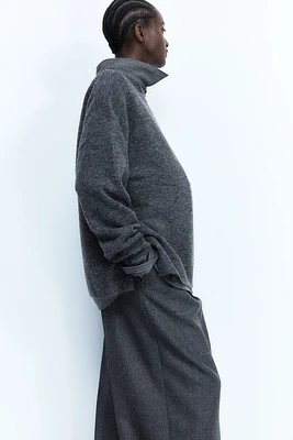 MAMA Slit-Hem Sweater