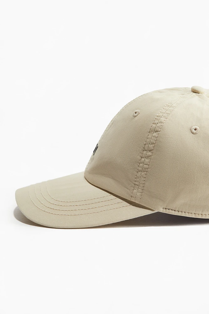 Embroidery-detail twill cap