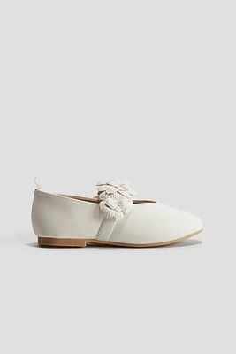 Ballerines avec appliqué