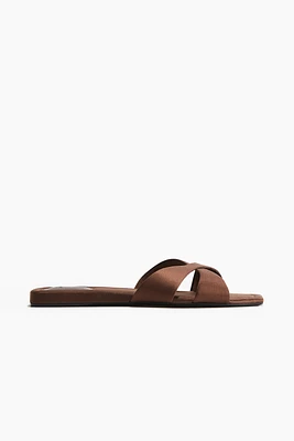 Crossover-Strap Sandals