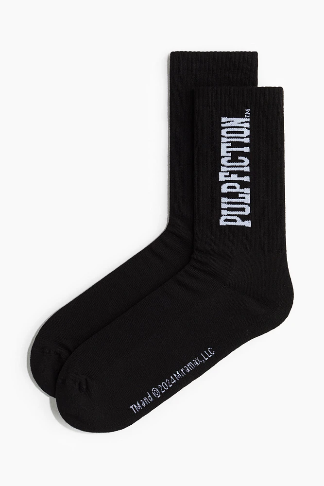 Motif-detail Socks