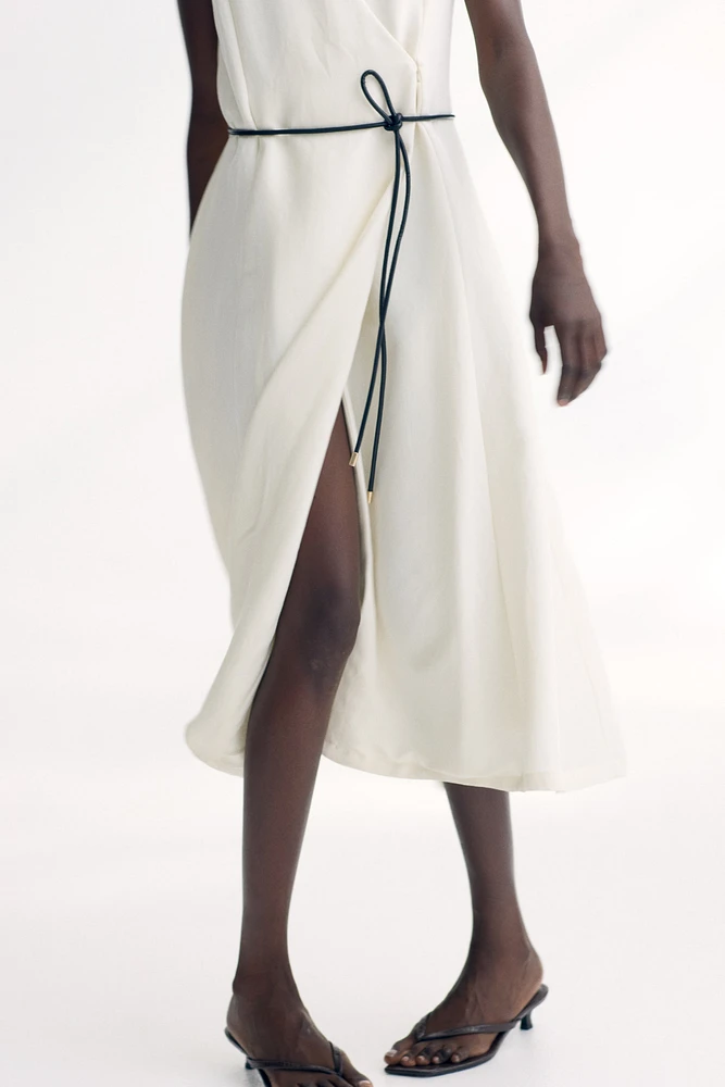 Robe portefeuille avec ceinture à nouer