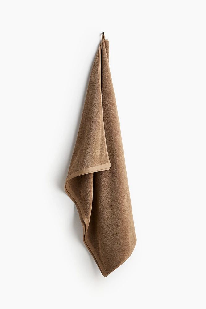 Drap de bain en éponge
