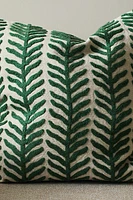 Housse de coussin brodée