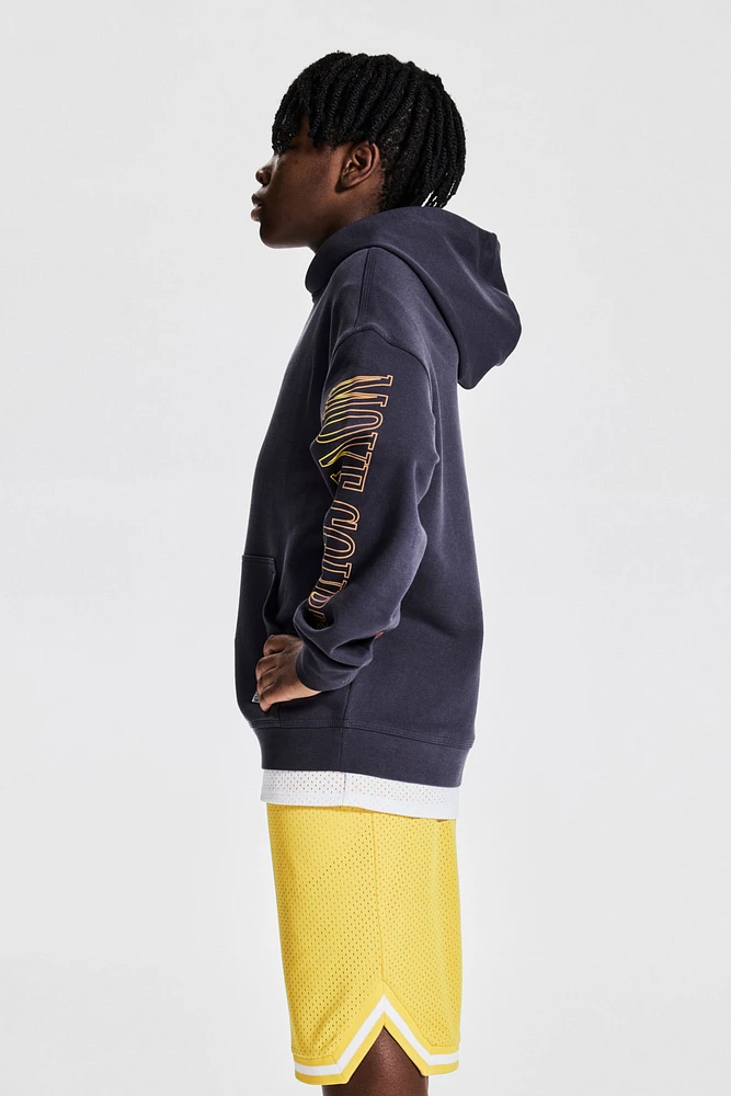 Basketball Shorts with DryMove™
