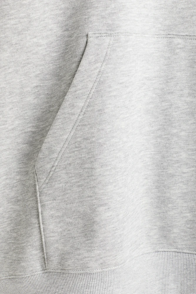 Robe ample à capuche