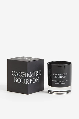 Bougie parfumée dans un pot en verre