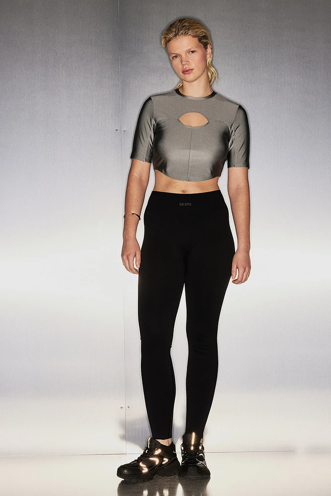 Sports Cut-Out Crop Top DryMove™