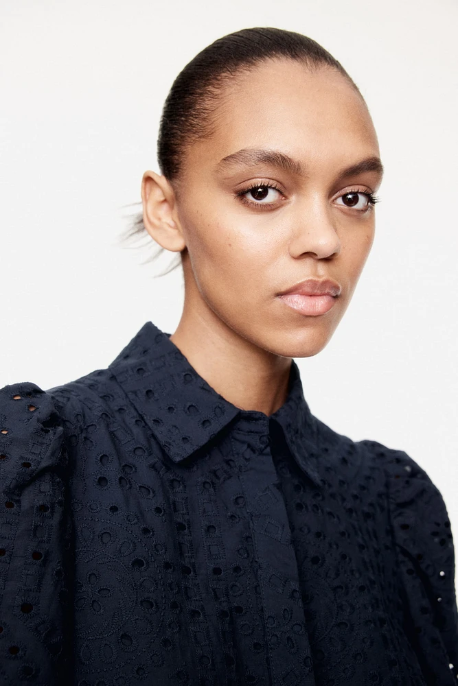 Robe chemisier avec broderie anglaise