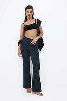 Pantalon évasé en tricot côtelé