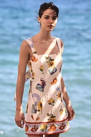 Dress with Bow at Back