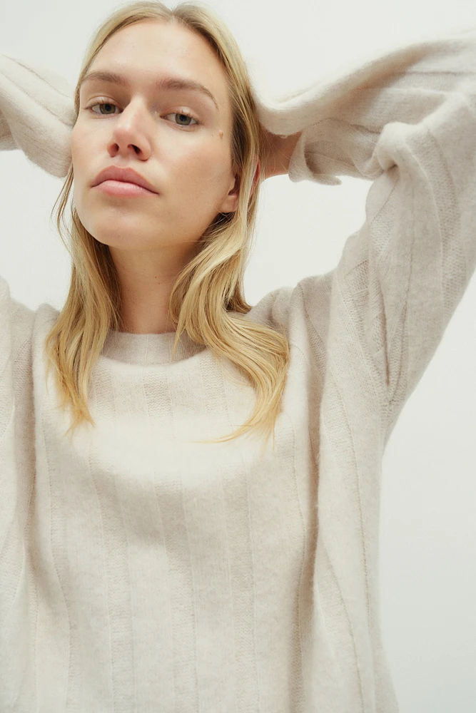 Oversized Rib-knit Sweater