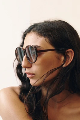 Retro-Style Sunglasses