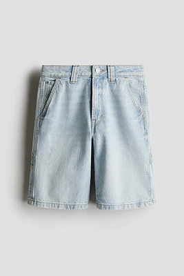 Short menuisier coupe ample