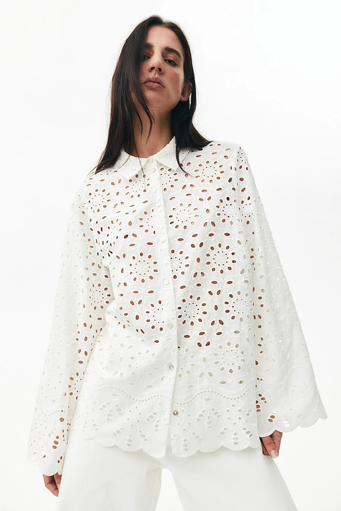 Chemise en broderie anglaise