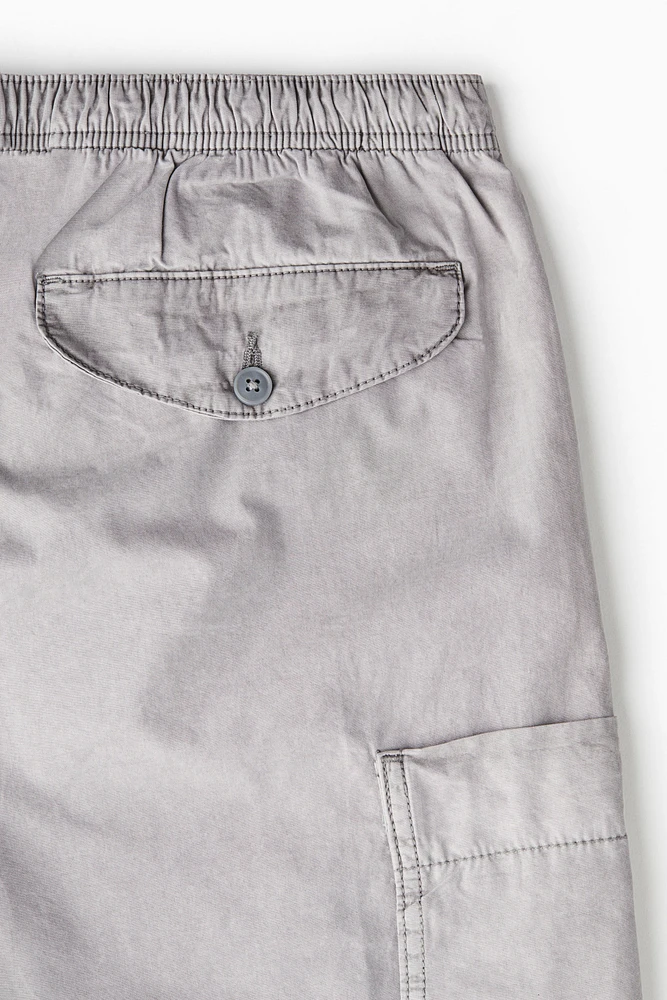 Loose-Fit Cargo Shorts