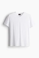 Muscle Fit V-neck T-shirt