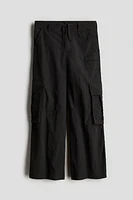 Wide-leg Cargo Pants