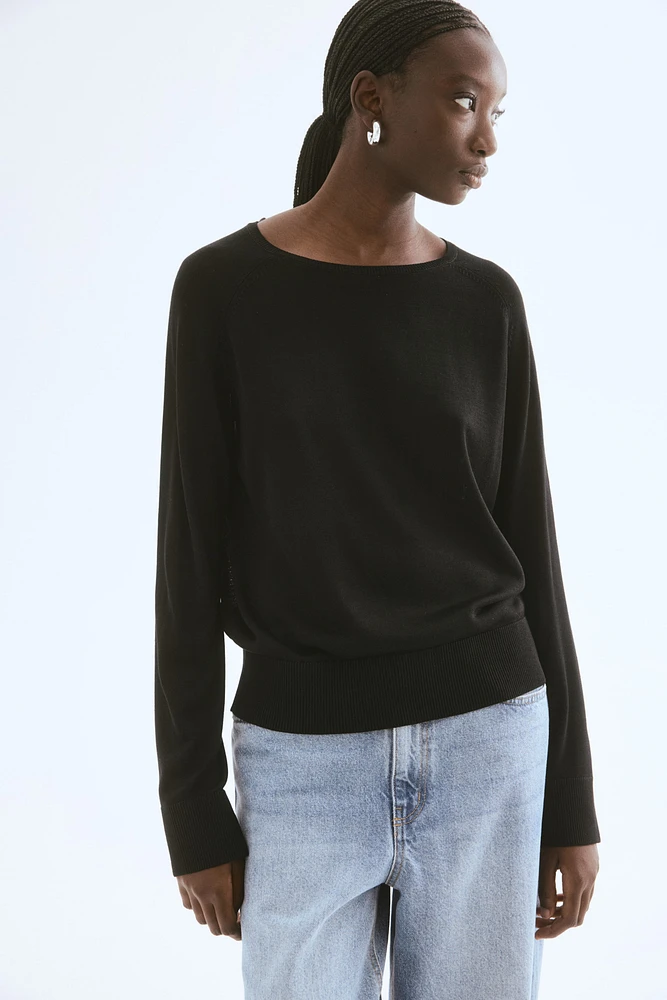 Fine-knit Sweater