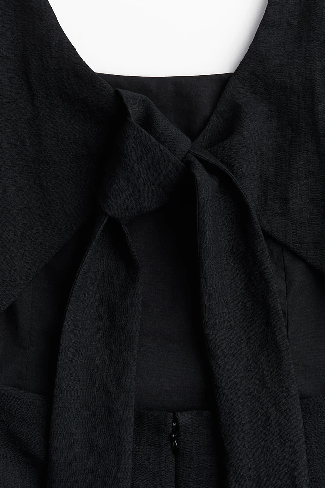 Dress with Bow at Back