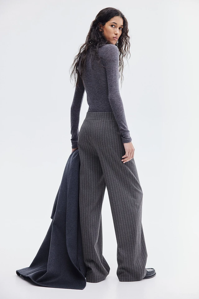 high waisted dress pants h&m Seaside Chest-Wrap Dress with Relaxed Holiday Leisure Atmosphere Vibes main image 1