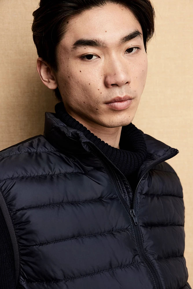 Slim Fit Lightweight Puffer Vest