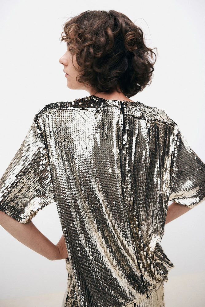 Sequined T-shirt with Shoulder Pads