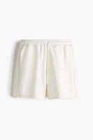 Mid-Length Sports Shorts with DryMove™