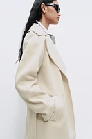 Manteau en feutre avec ceinture à nouer