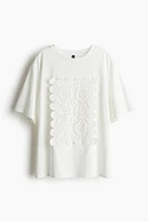 Crochet-Look Appliqué T-Shirt