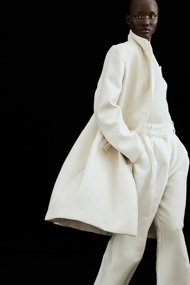 Coat with Shoulder Pads