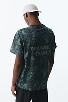 T-shirt de sport coupe classique avec DryMove™
