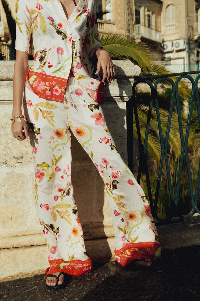 Wide-Leg Drawstring Pants