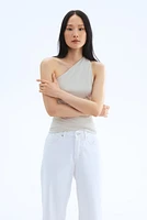 Haut asymétrique