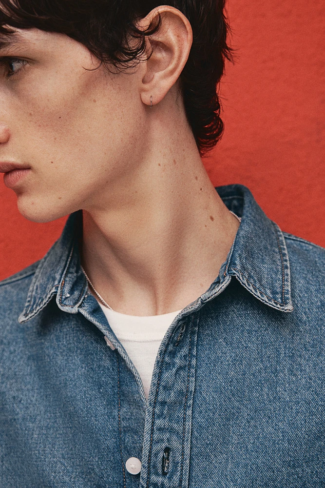 Chemise flottante en denim