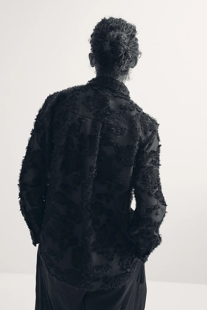 Chemise en tissu texturé