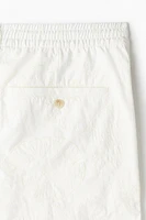 Short brodé coupe décontractée