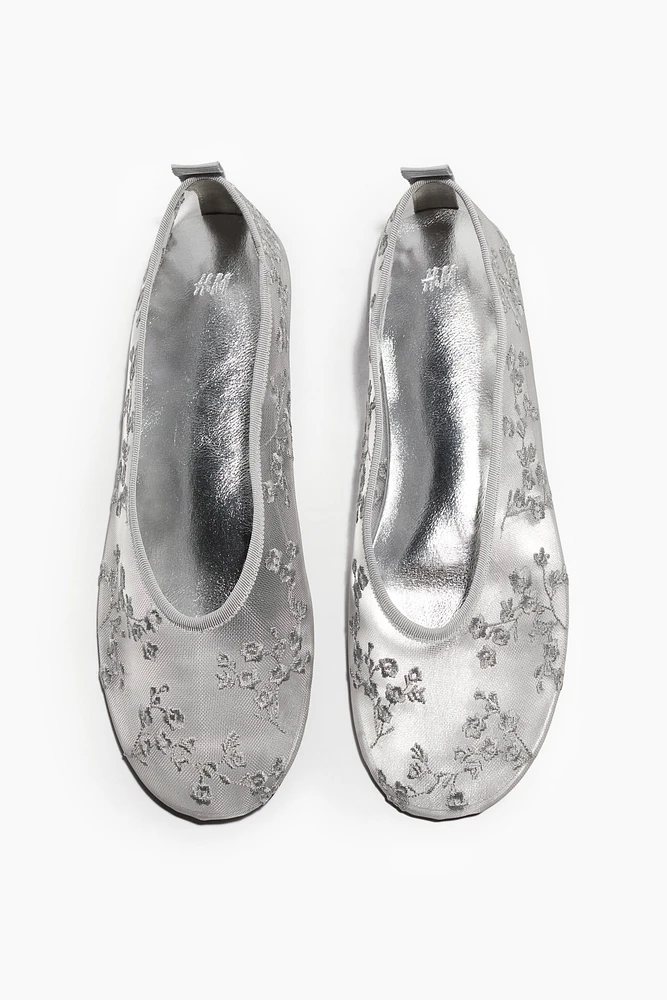Ballerines brodées