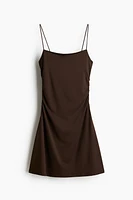 Robe combinaison à effet drapé