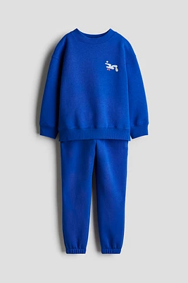 2-piece Sweatshirt and Joggers Set