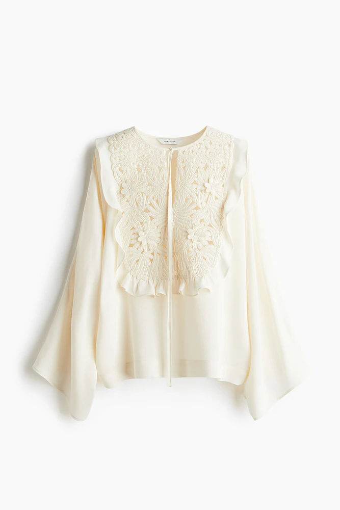 Blouse brodée