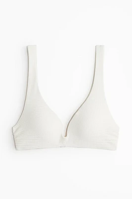 Haut de bikini pigeonnant