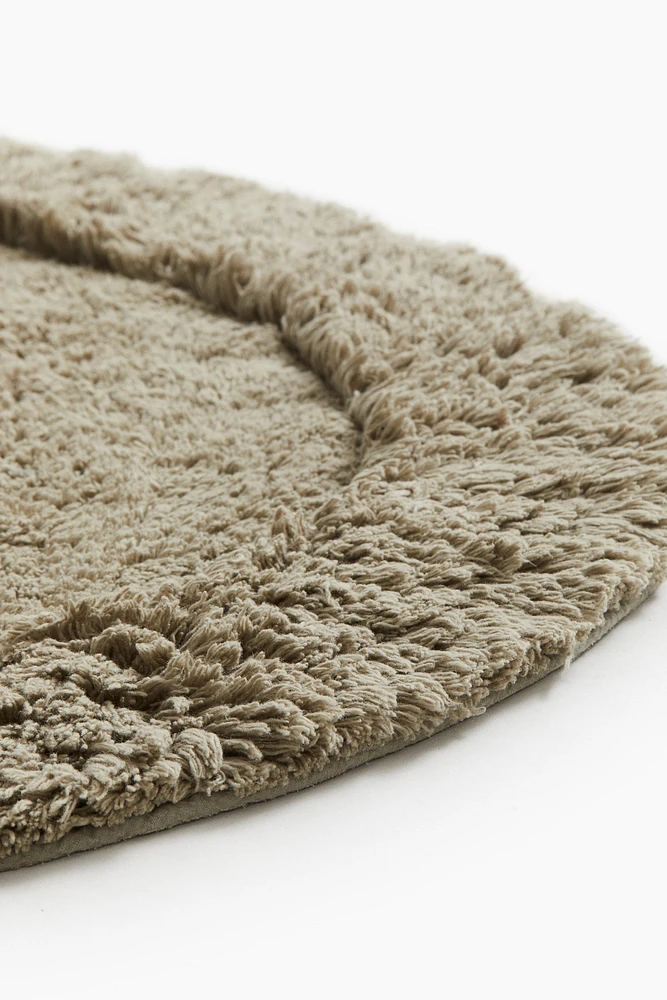 Oval Tufted Bath Mat